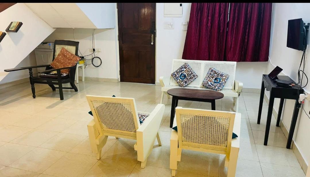 Goa Suites Holiday Home 칼랑굿 외부 사진